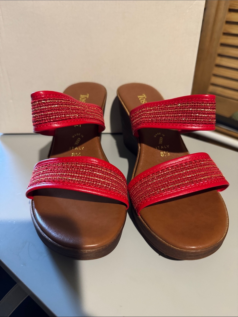 NIB Toscanella wedge sandals size 8.5.